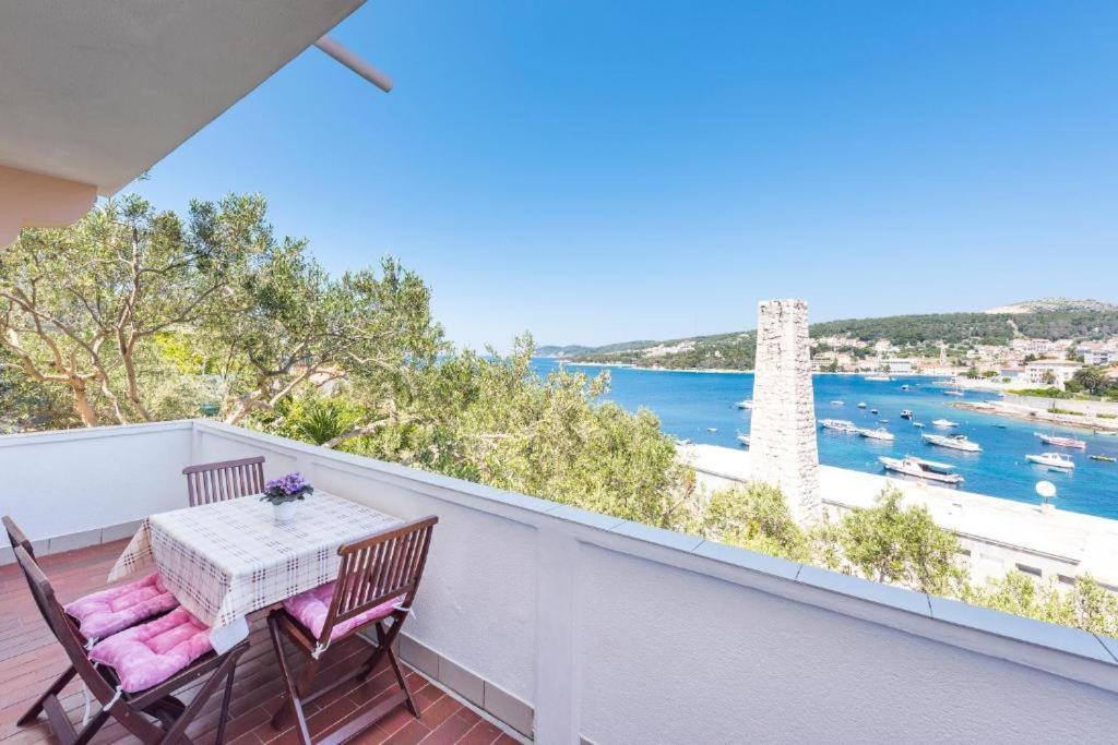 Appartement Sunset House With Seaview à Hvar Town Extérieur photo