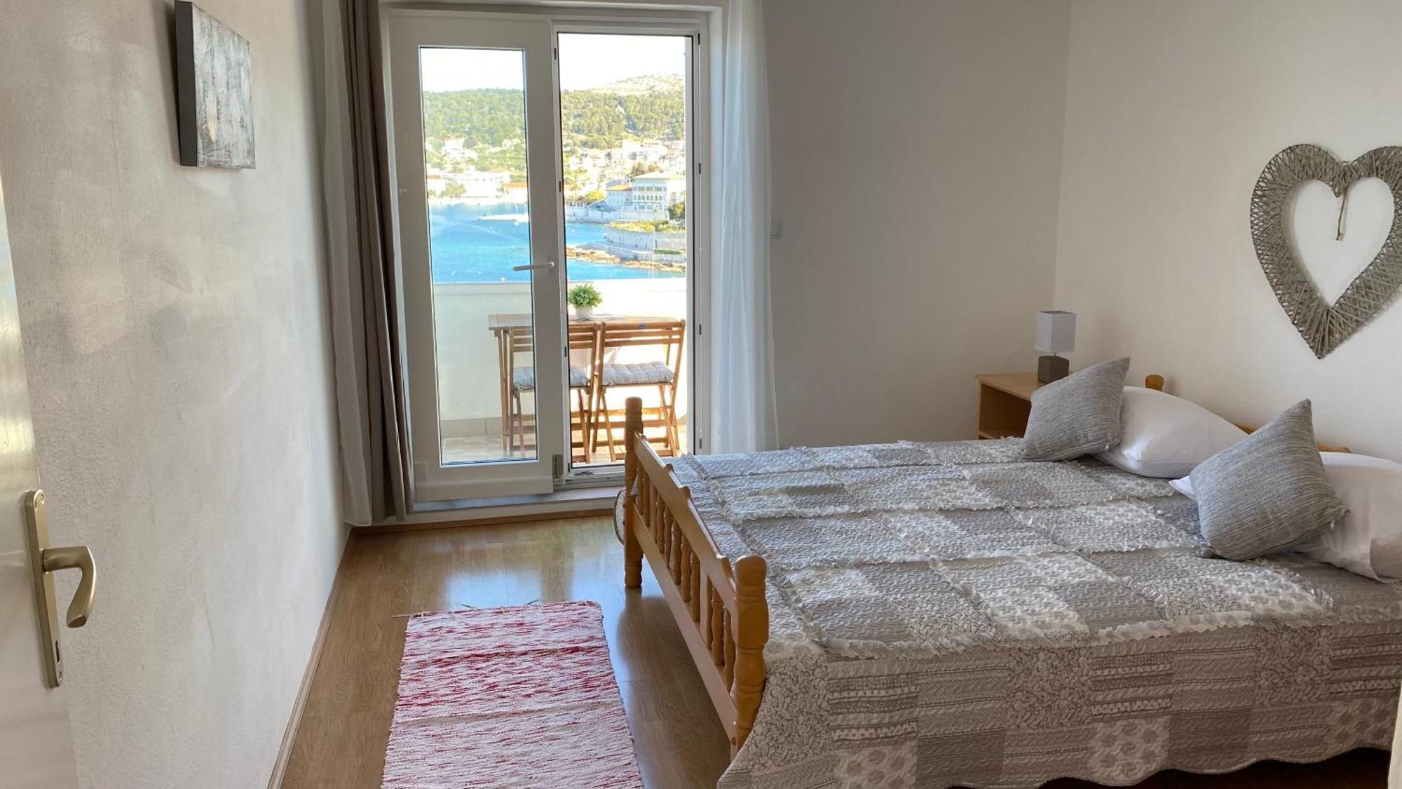 Appartement Sunset House With Seaview à Hvar Town Extérieur photo